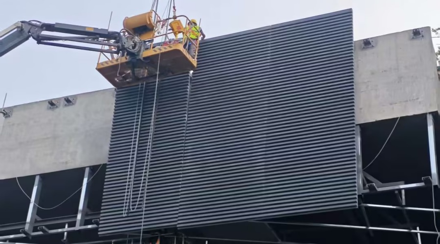 深圳龍華醫院隧道UHPC掛板工程 深圳龍華醫院隧道UHPC掛板工程