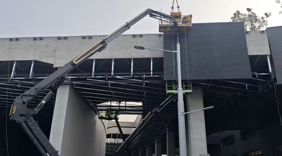 深圳龍華醫院隧道UHPC掛板工程 深圳龍華醫院隧道UHPC掛板工程